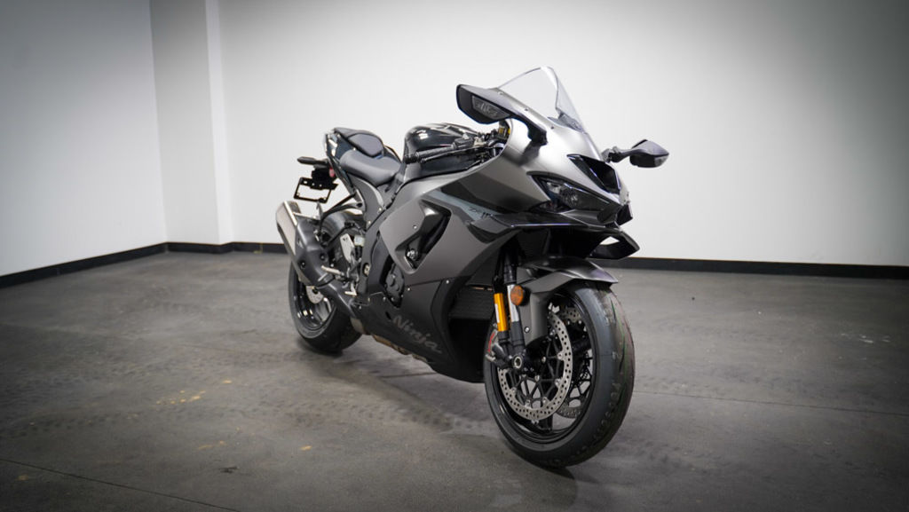 New Kawasaki NINJA® ZX™-10R ABS 2026