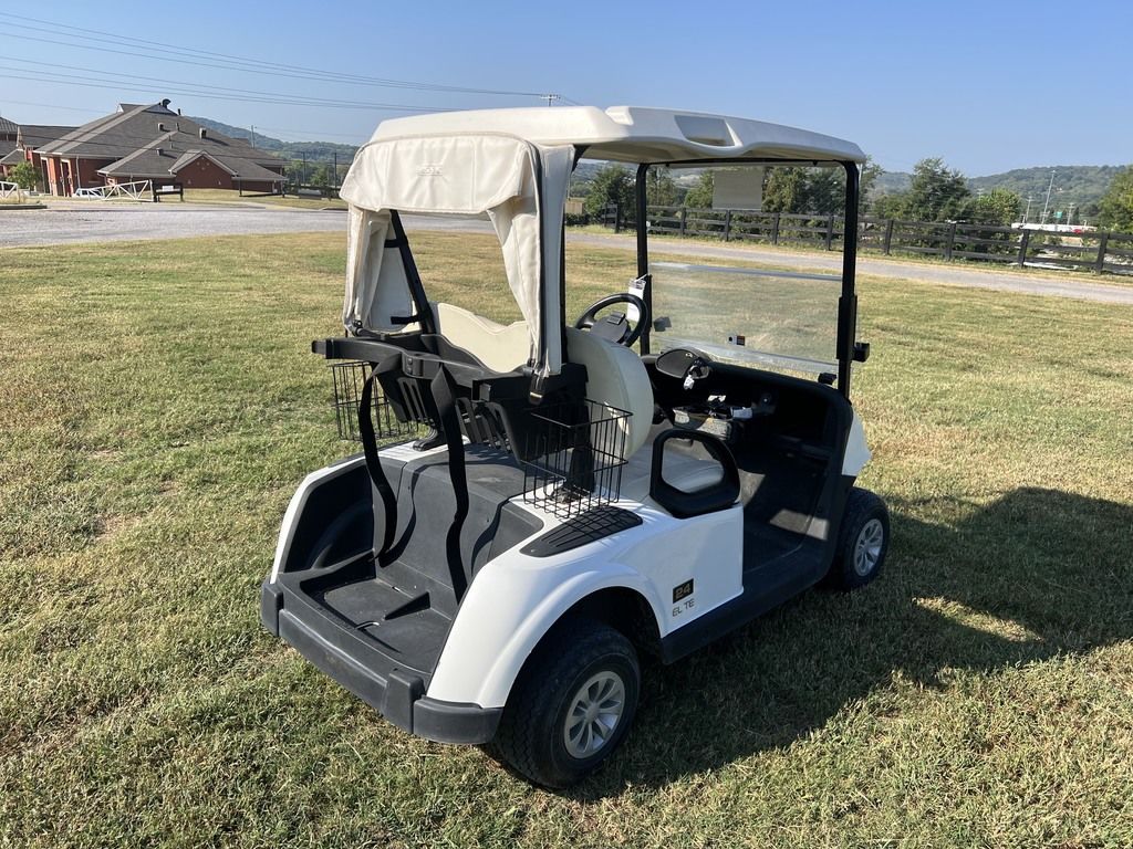 2022 E-Z-GO Freedom RXV ELiTE Lithium — photo 5