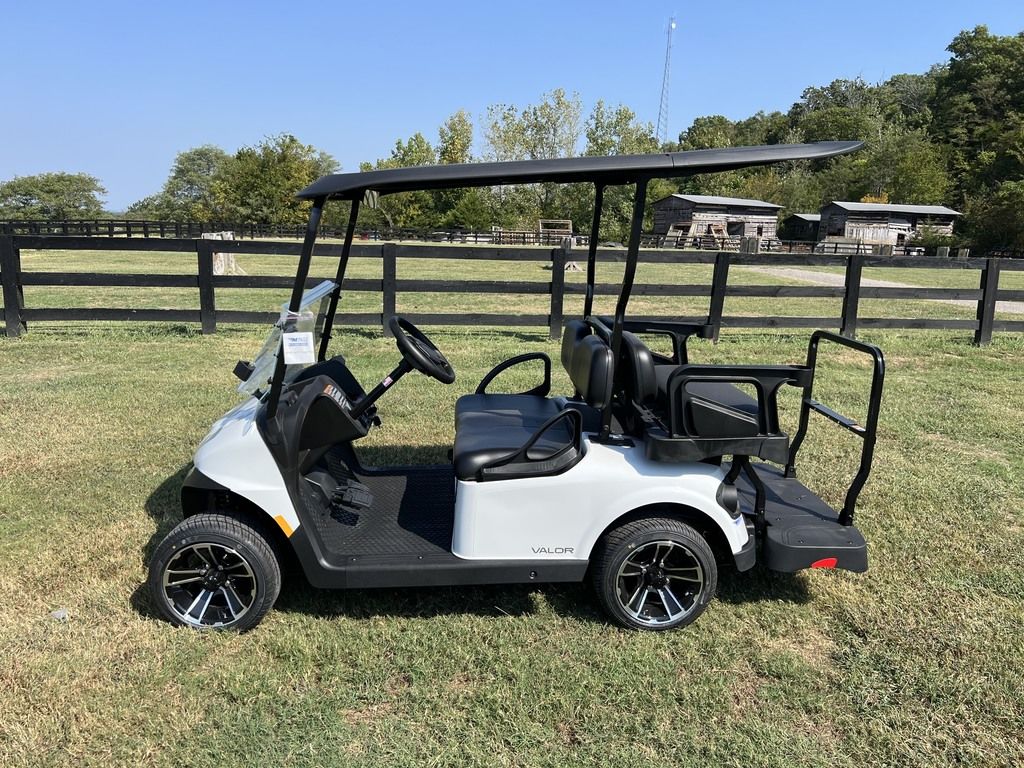 2027 E-Z-GO RXV 2 Valor S+ 13.5-hp Gas — photo 2