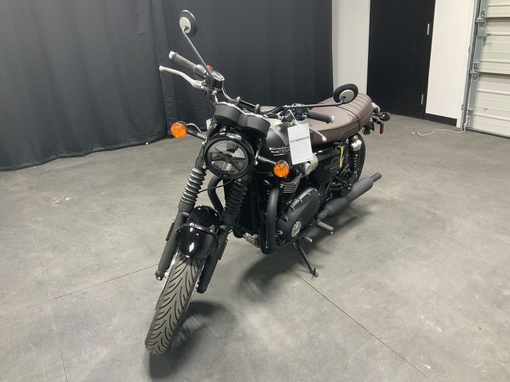 New Triumph Bonneville T120 Black Matt silver ice 2026