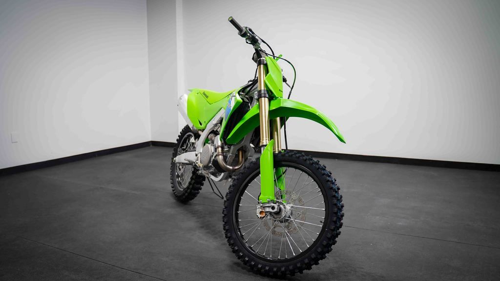 New Kawasaki KX™450 2026