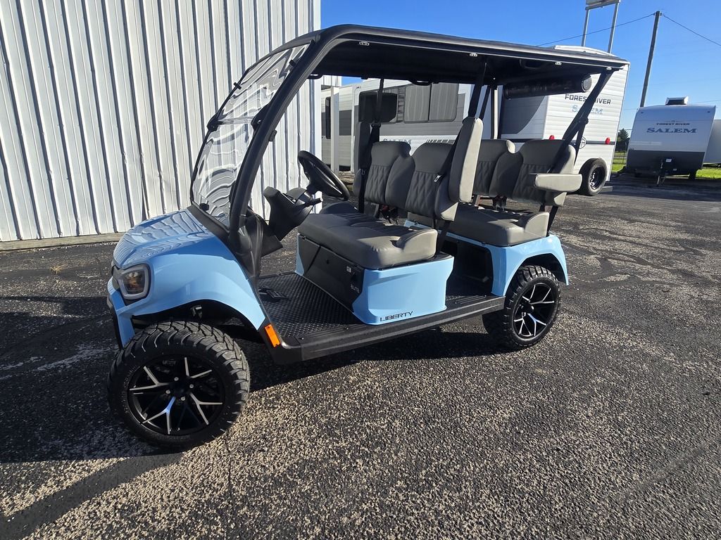 2027 E-Z-GO Liberty 4F XTL ELiTE Lithium Powertrain