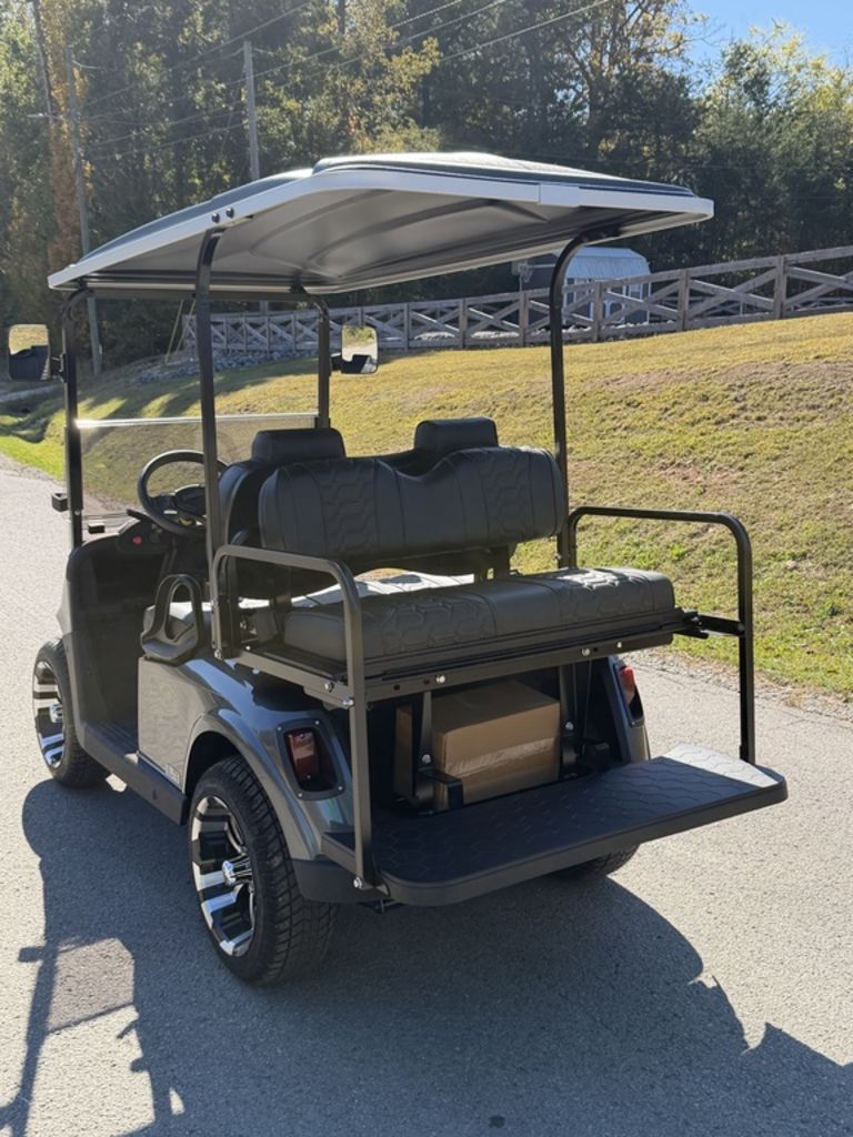 2021 E-Z-GO Freedom RXV ELiTE Lithium — photo 4