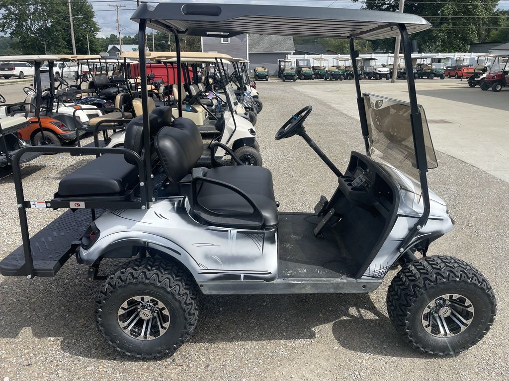 2012 E-Z-GO TXT — photo 3