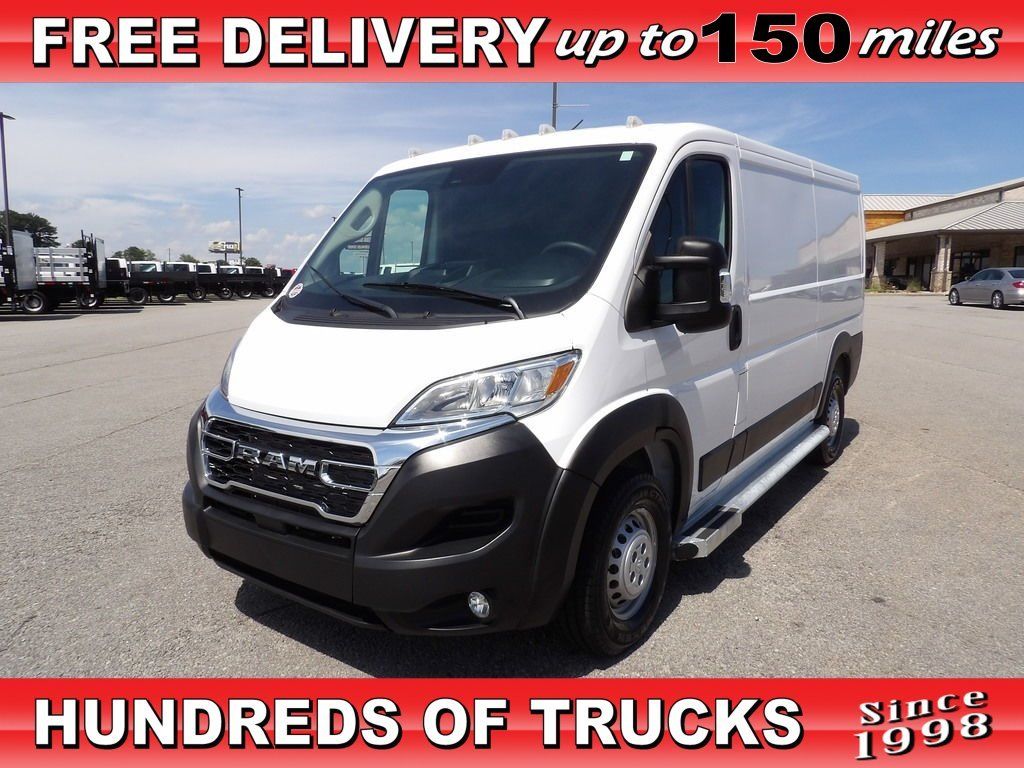 2025 Ram 2500 ProMaster Standard Roof