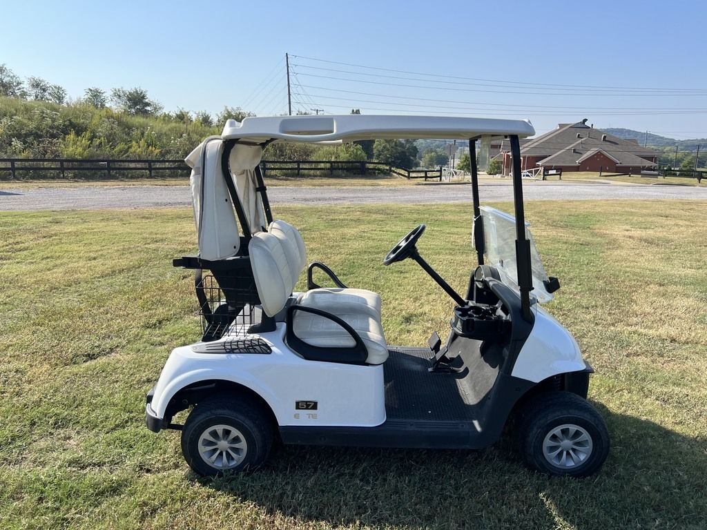 2022 E-Z-GO Freedom RXV ELiTE Lithium — photo 5