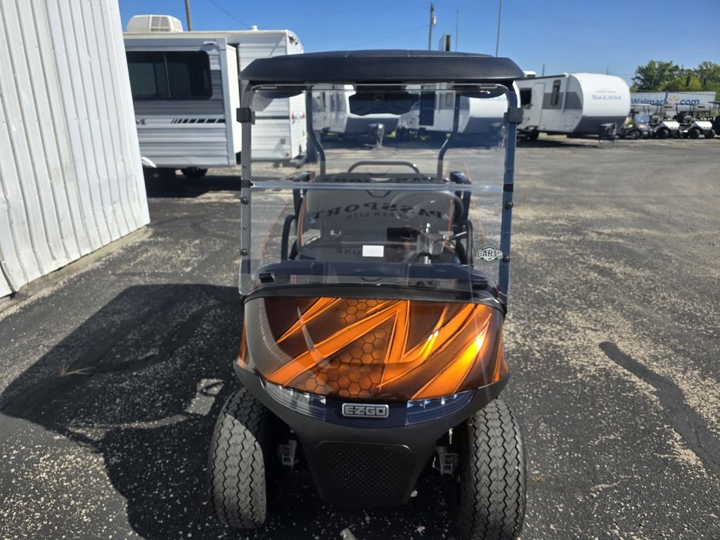 2027 E-Z-GO RXV 4 Valor S 13.5-hp Gas — photo 2