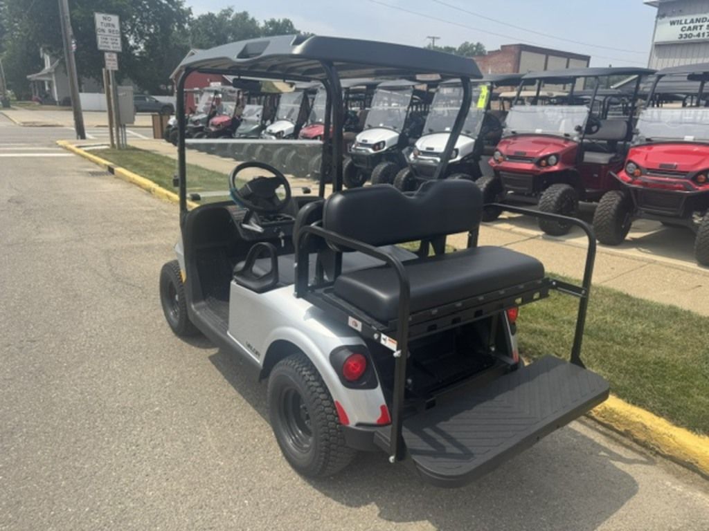 2026 E-Z-GO RXV 4 Valor S EX1 Sport — photo 2