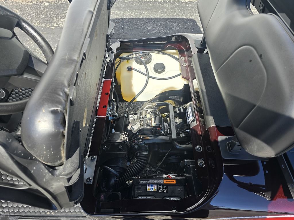 2027 E-Z-GO RXV 2 Valor S 13.5-hp Gas — photo 9
