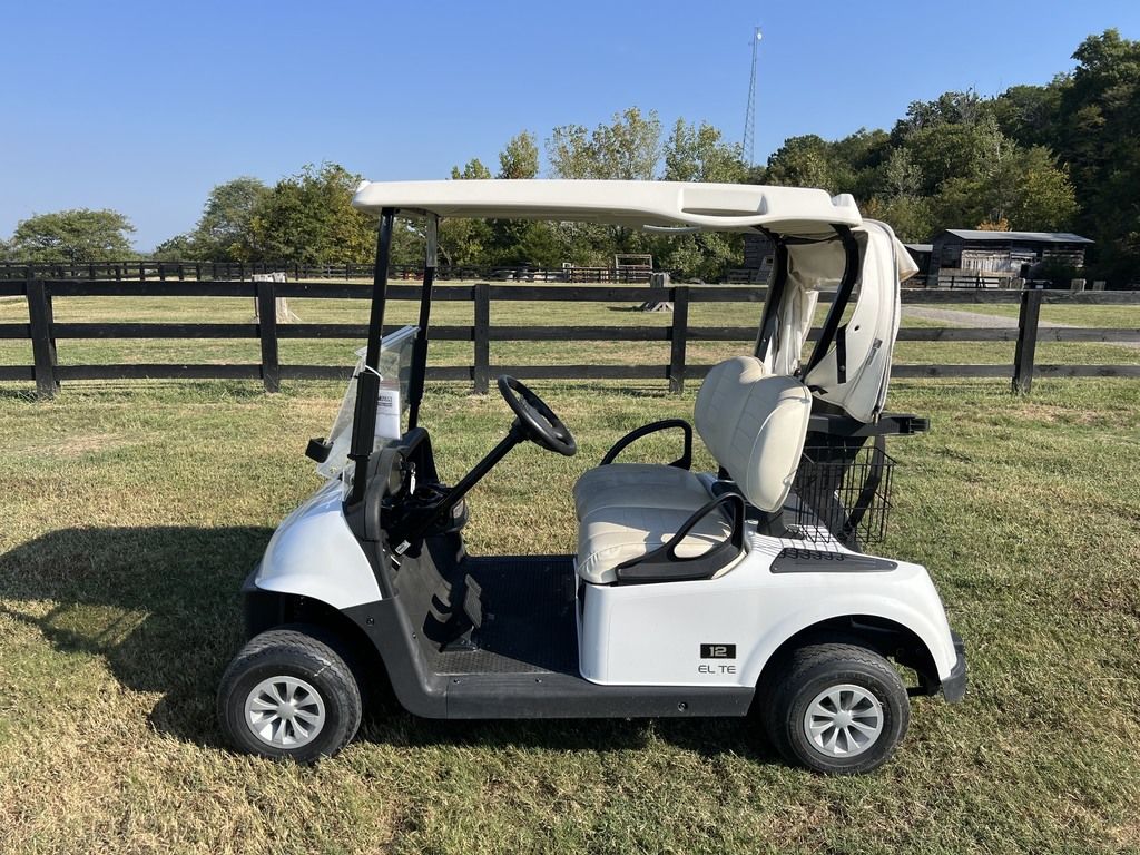 2022 E-Z-GO Freedom RXV ELiTE Lithium — photo 2