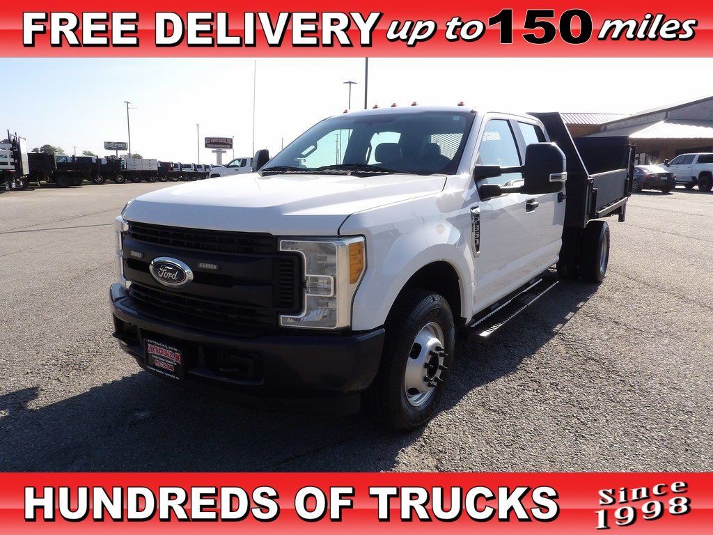 2017 Ford F-350 Super Duty - Dual Rear Wheel