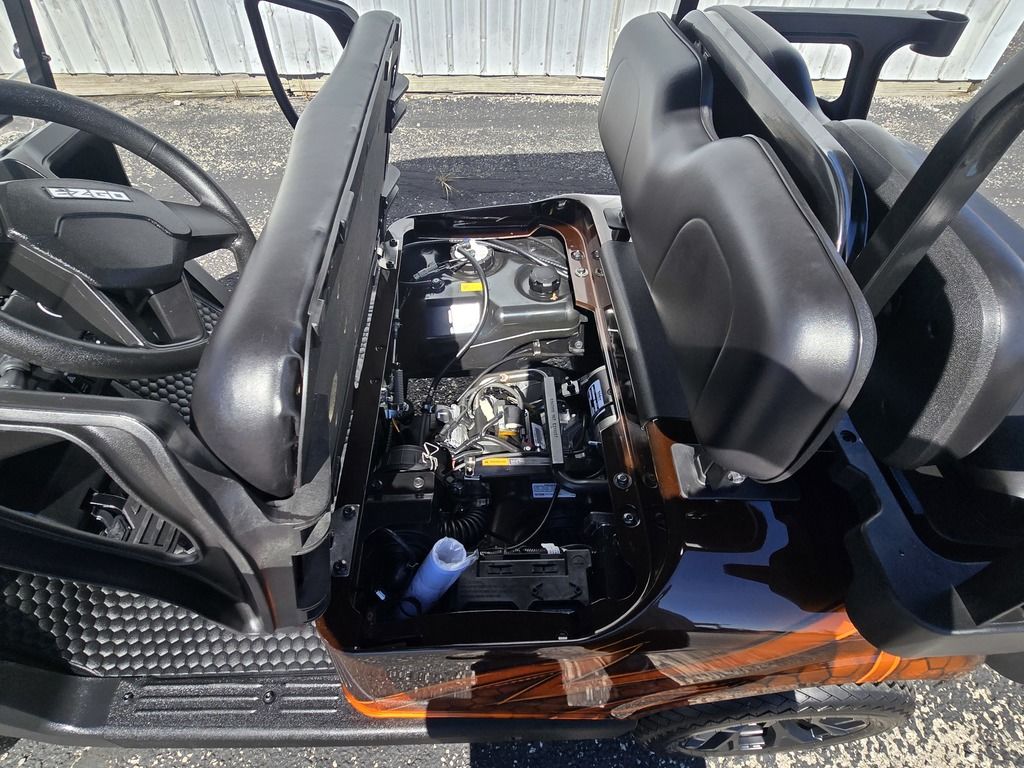 2027 E-Z-GO RXV 4 Valor S 13.5-hp Gas — photo 10