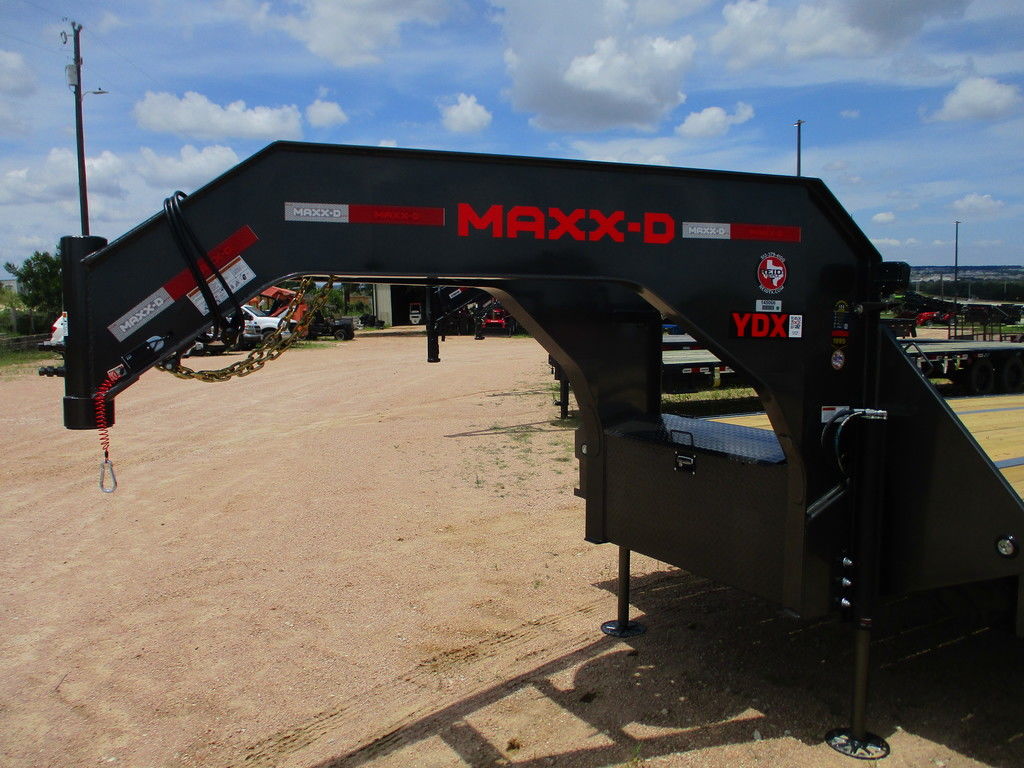 2027 MAXXD photo 2