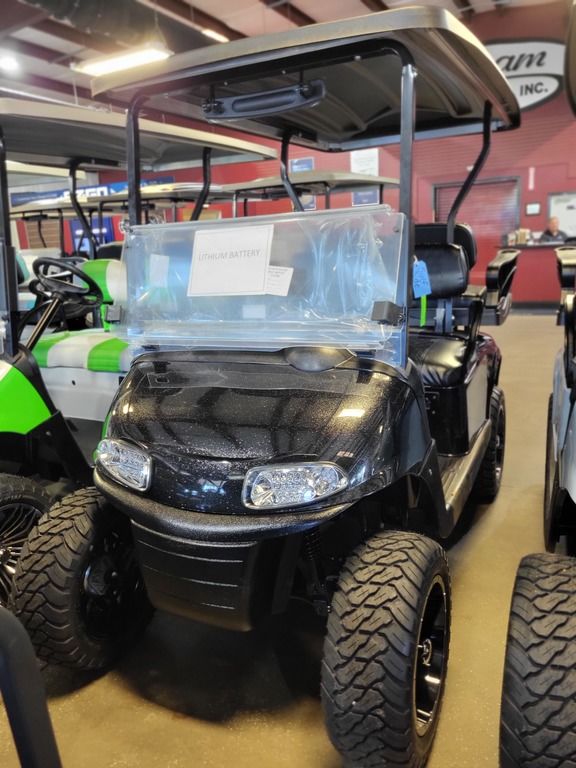 2020 EZGO RXV