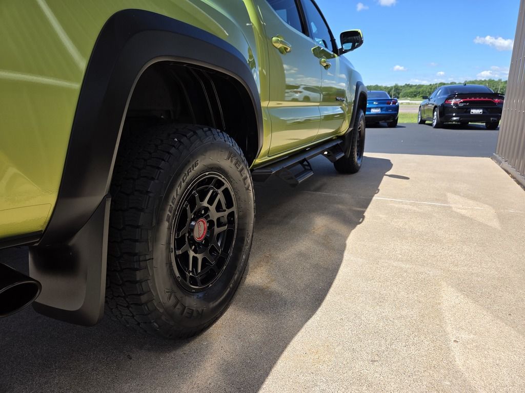2022 Toyota Tacoma TRD Pro - Photo 11