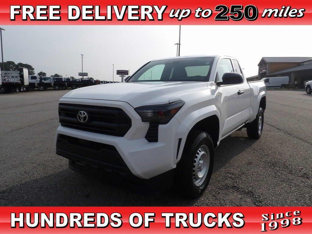 2025 Toyota Tacoma SR