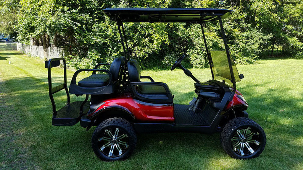 2012 Yamaha Red photo 2