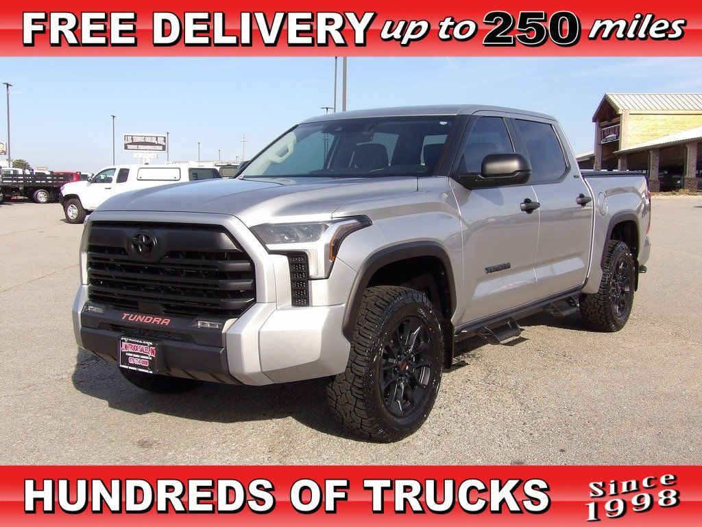 2024 Toyota Tundra SR5