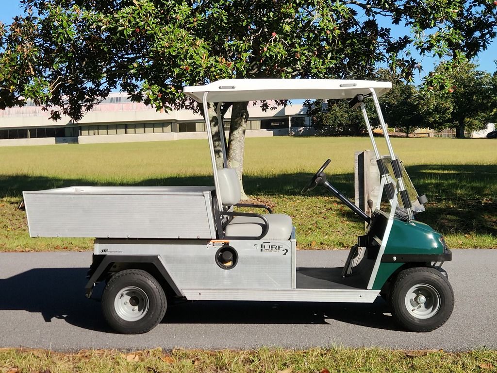 2014 Club Car Carryall photo 2