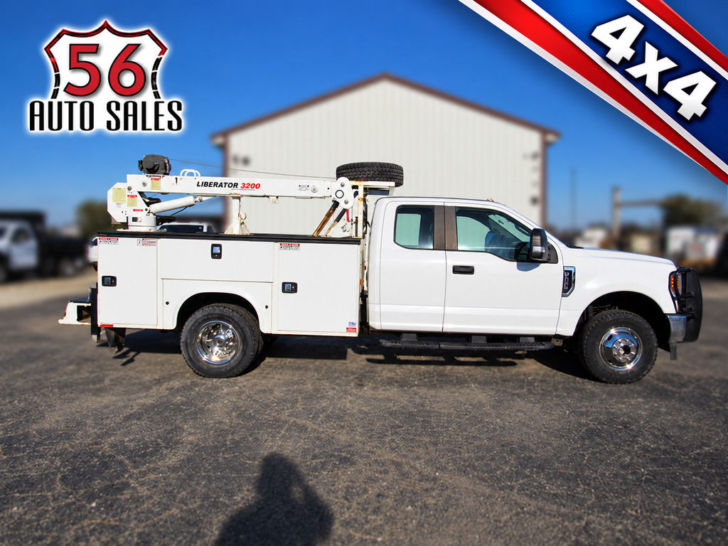 2017 Ford F-350 Super Duty Chassis Cab
