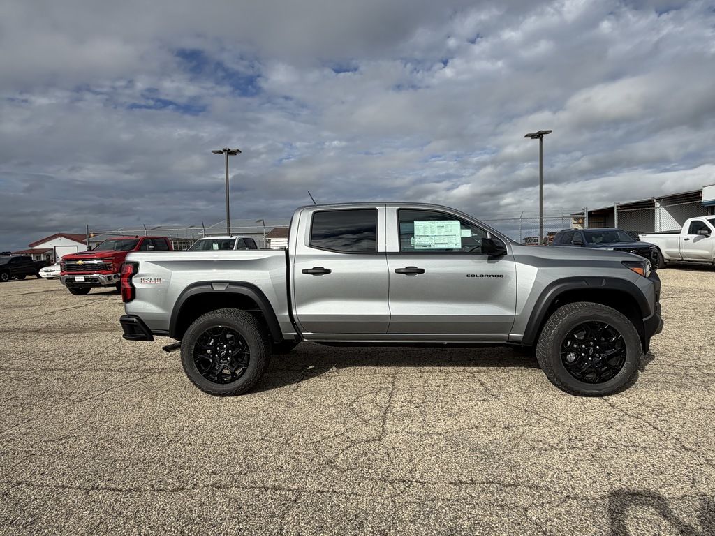 2026 Chevrolet Colorado Trail Boss - Photo 6