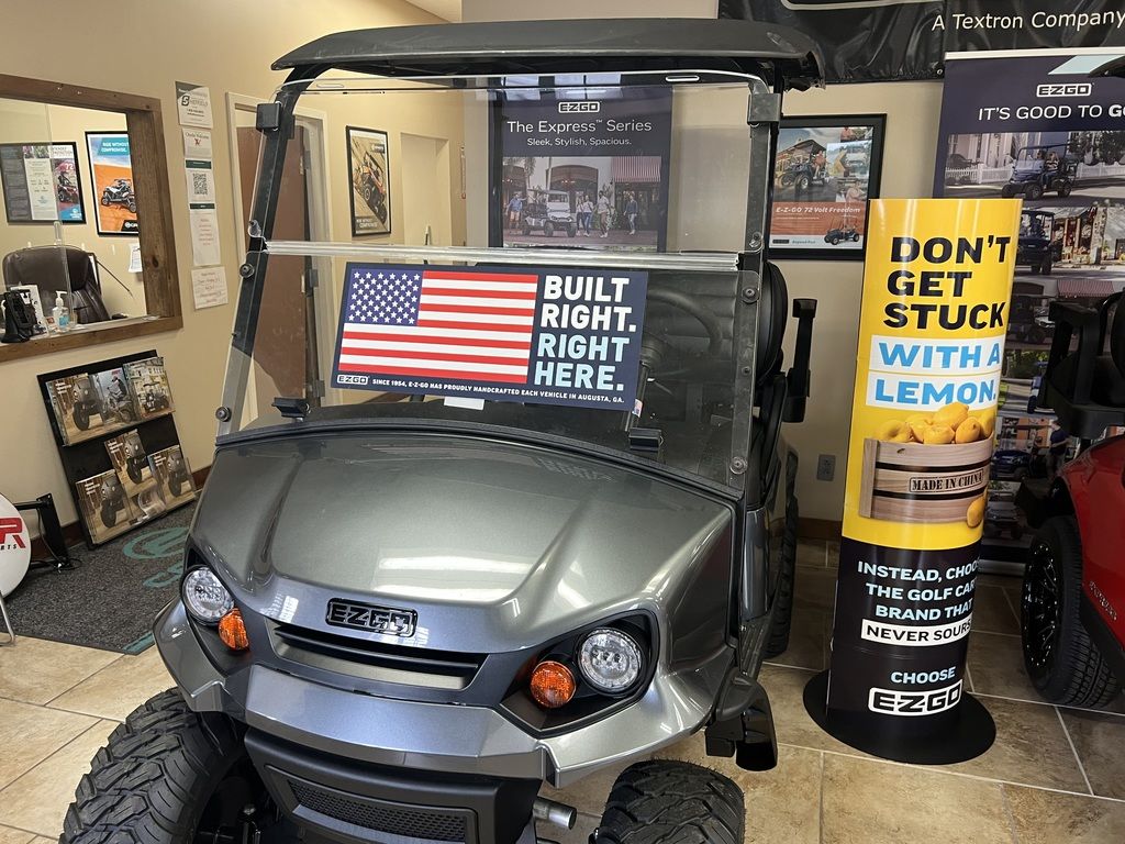 2025 EZGO Express photo 2