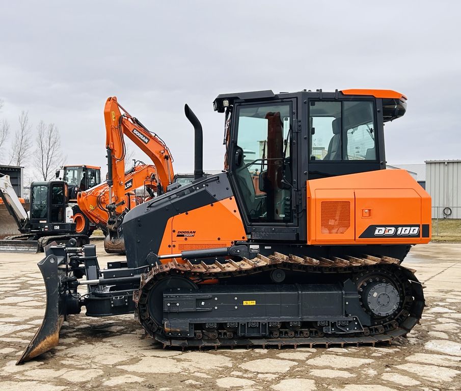2023 Develon Dozer DD100 18694 | RTL Equipment