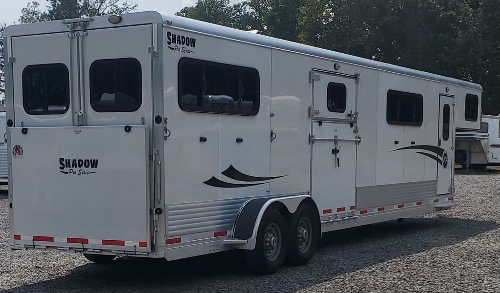 2023 SHADOW 4 HORSE HEAD TO HEAD U1S973232 | Altmeyer's Trailer Sales