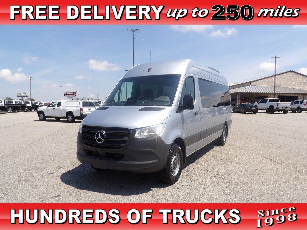 2025 Mercedes-Benz Sprinter Passenger Van