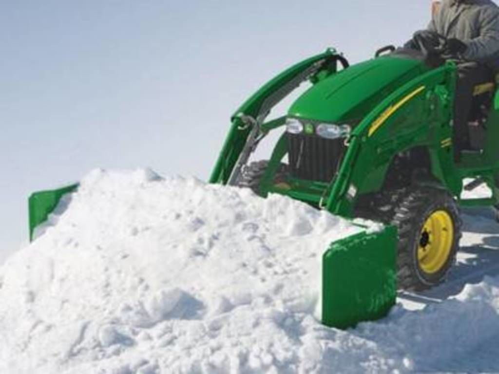 2026 Frontier Snow Push AS10F | Enns Brothers
