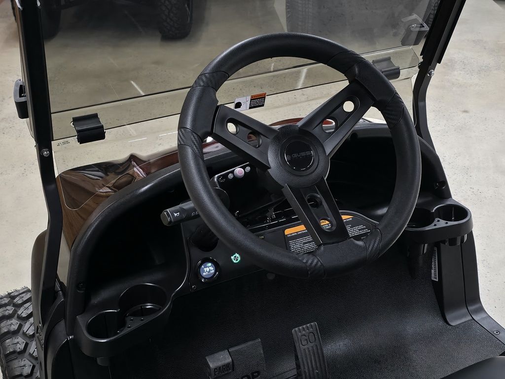 2019 Club Car Tempo photo 2