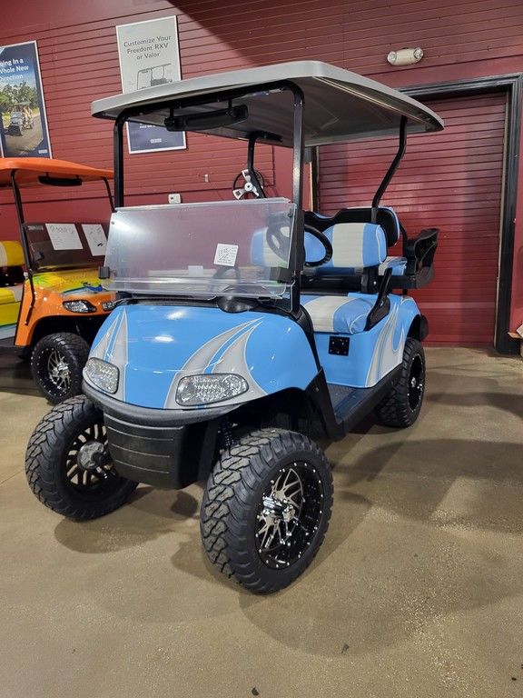 2020 EZGO RXV