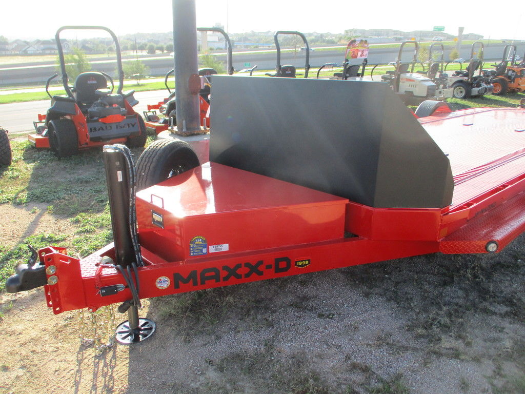 2027 MAXXD photo 2