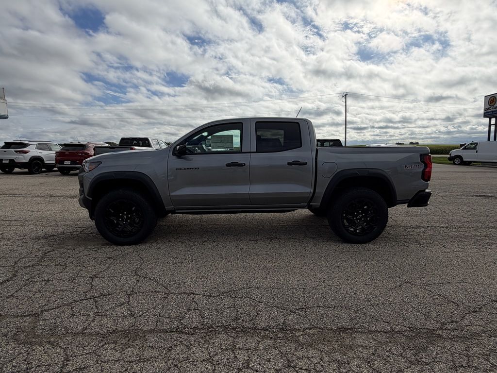 2026 Chevrolet Colorado Trail Boss - Photo 1