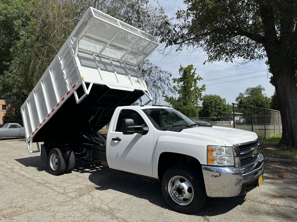 2008 Chevrolet Silverado 3500 Chassis Cab