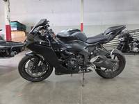 2024 Kawasaki Ninja® ZX™-6R Metallic Flat Spark Black/Ebony