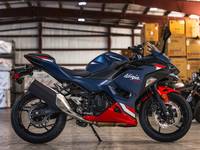 2026 Kawasaki Ninja® 500 ABS Metallic Matte Twilight Blue | Woods