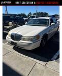 2001 Lincoln Town Car