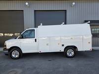 2021 GMC Savana Cutaway