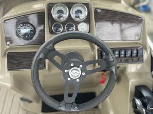 2023 Sylvan 822 LZ Stock: FRAZ1 | Boone Lake Marina