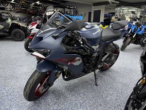 2027 Kawasaki Ninja® ZX™-6R ABS Stock: KS058166 | K's Motorsports
