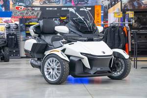 2026 Can-Am® Spyder RT Limited Platine