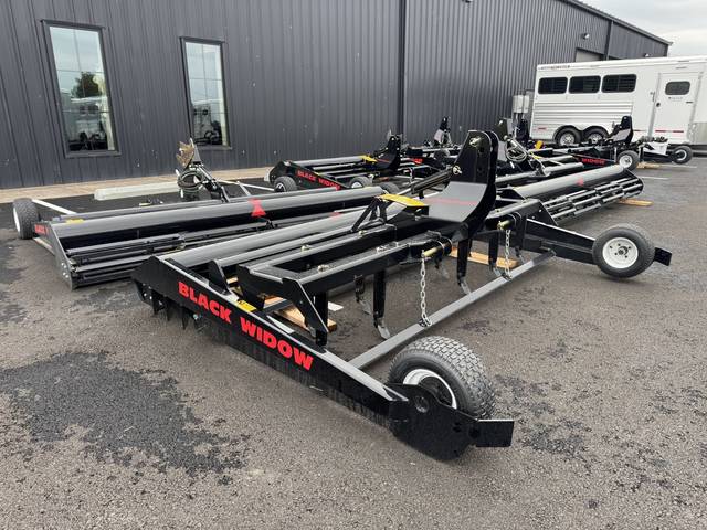 2026 Black Widow Groomer photo 2