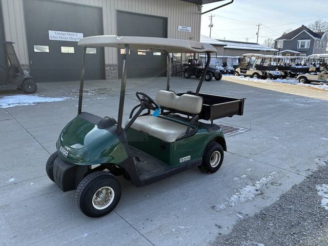 2011 E-Z-GO RXV