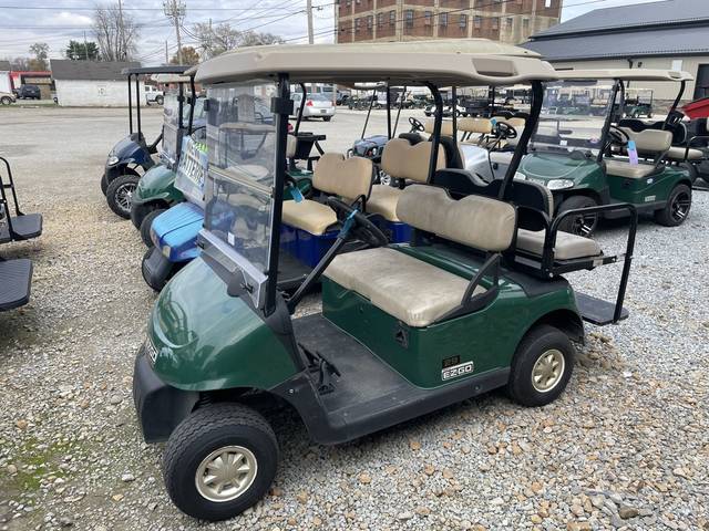 2013 EZGO RXV
