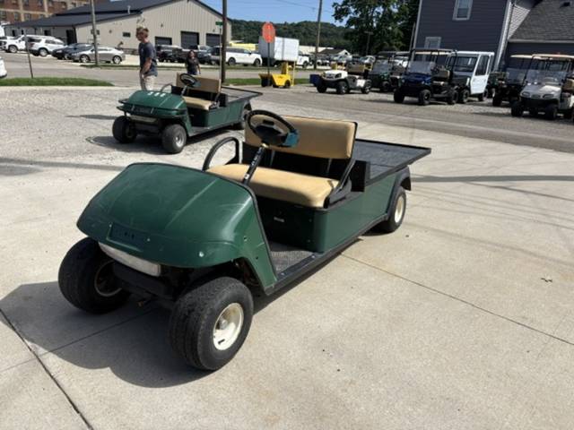 2010 Cushman Shuttle