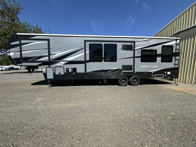 2020 Keystone Raptor photo 2