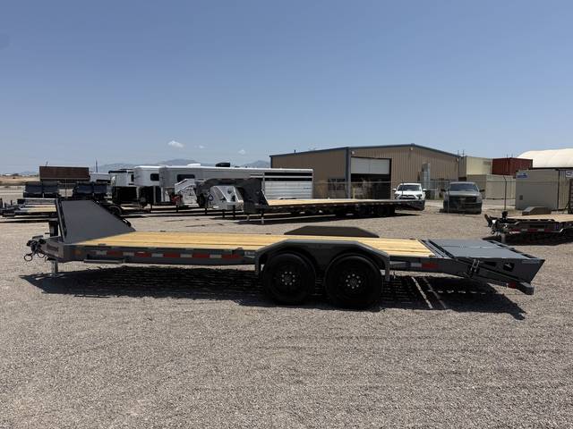 2027 Diamond C LPX210 photo 2