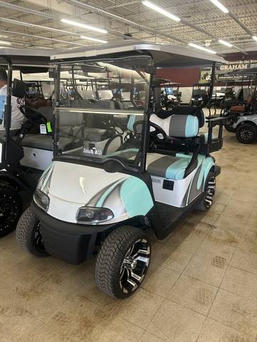 2023 EZGO RXV