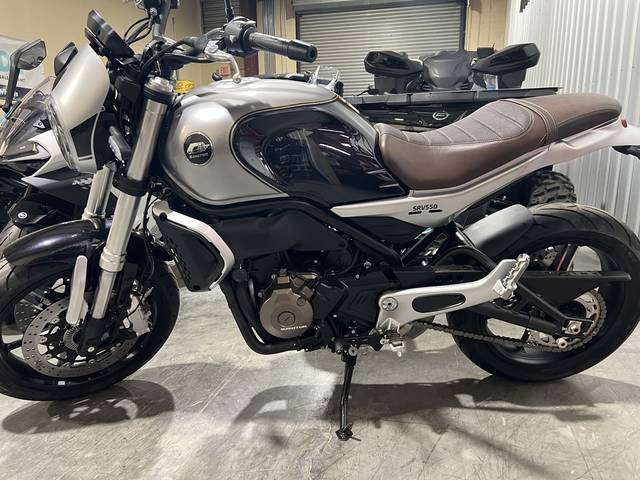 2023 Qjmotor SRV550 photo 2